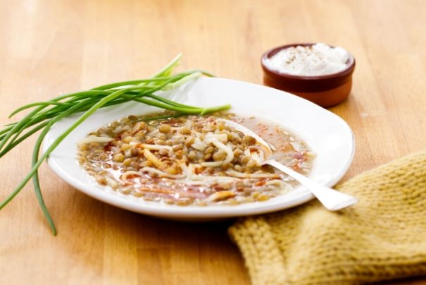 Erişteli Mercimek Çorbası Tarifi