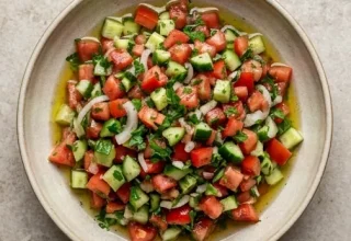 Pratik Çoban Salata Tarifi