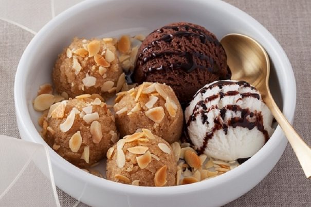 İrmikli ve Bademli Toplar Tarifi