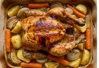 Sebzeli Çeşnili Fırında Tavuk Tarifi
