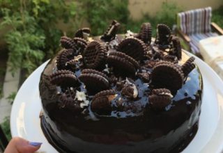 Çikolata Soslu Kakaolu Kek