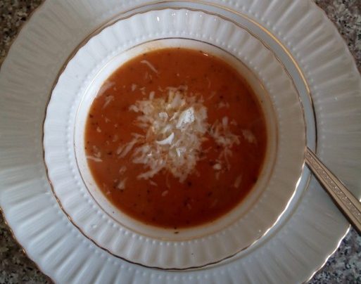 Közlenmiş Domates Çorbası