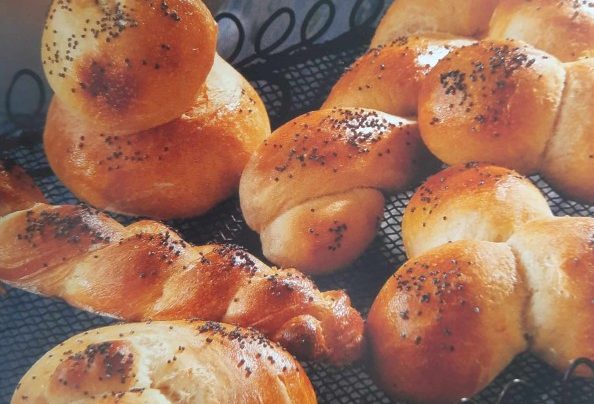 Haşhaş Tohumlu Ekmek
